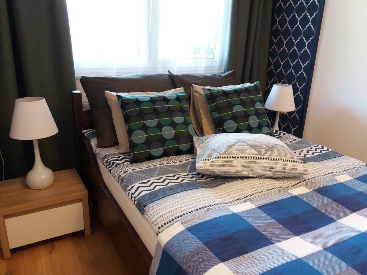 Apartament プルシュクフ エクステリア 写真
